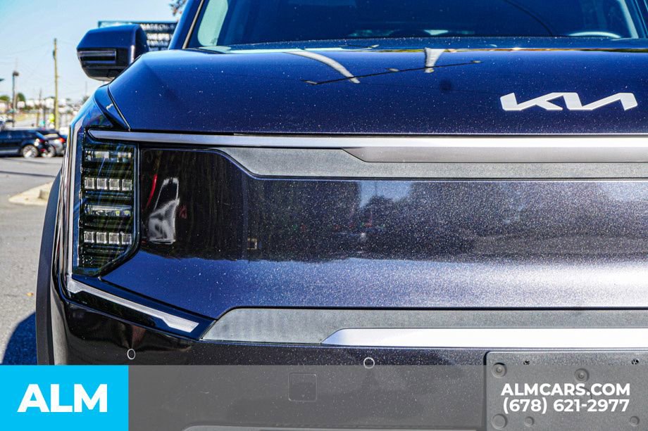 Used 2024 Kia EV9 Wind image 12