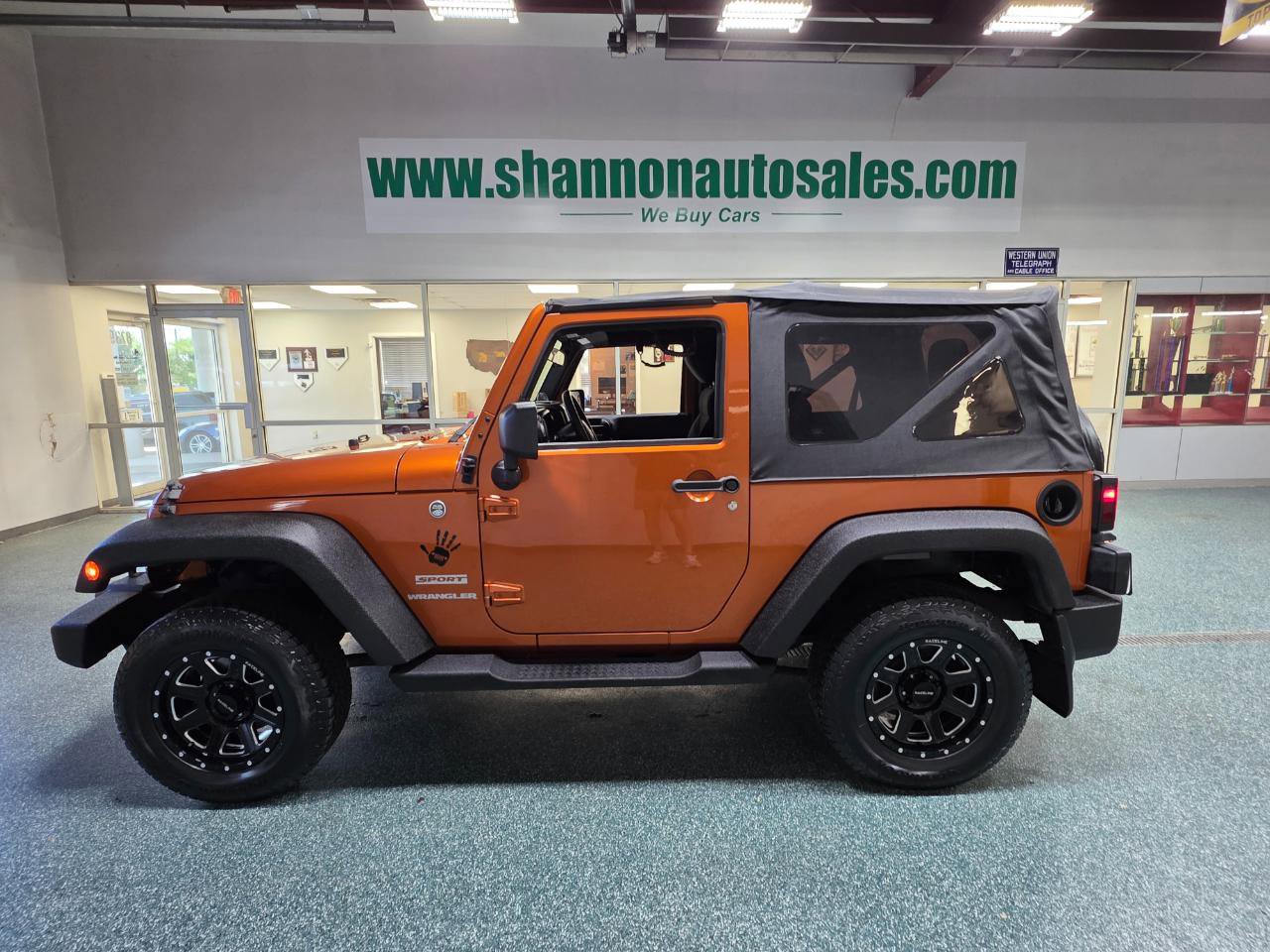 Used 2011 Jeep Wrangler Sport AWD/4WD image 11