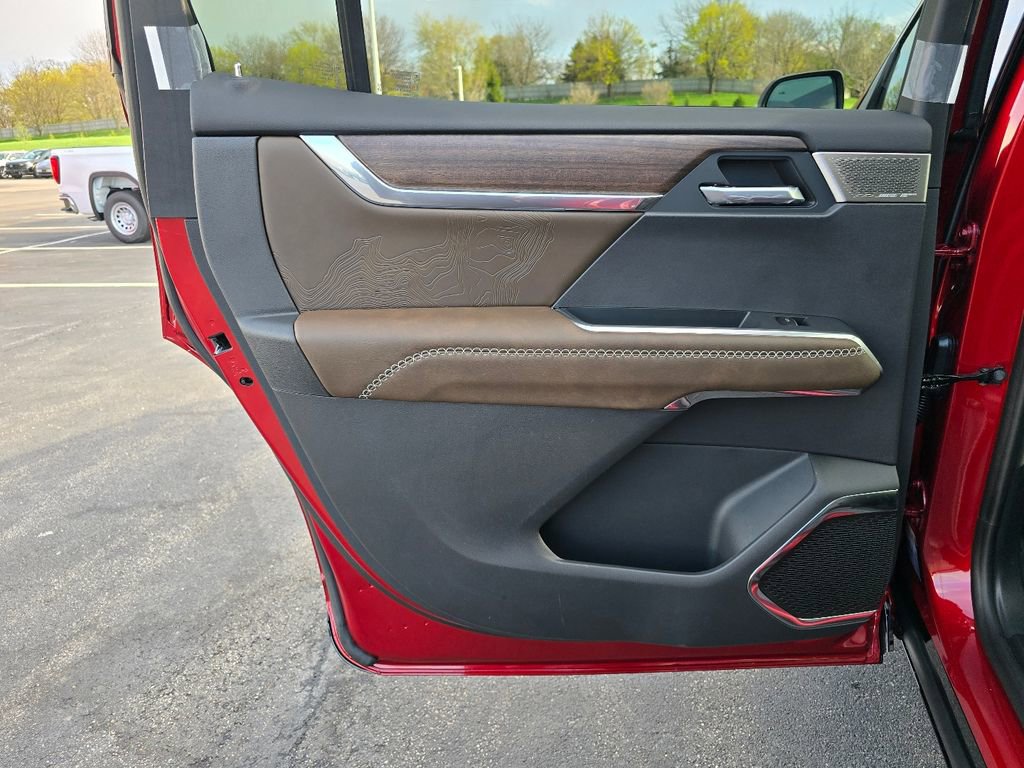 New 2026 GMC Acadia Denali Ultimate AWD/4WD image 24