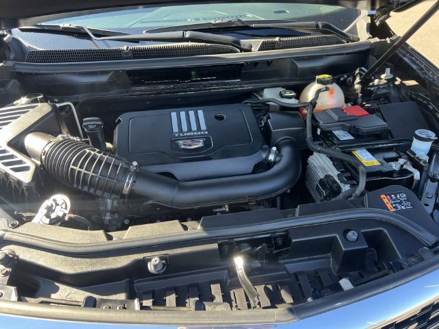Certified 2024 Cadillac XT5 Premium Luxury w/ LPO, Floor Liner Package AWD/4WD image 9