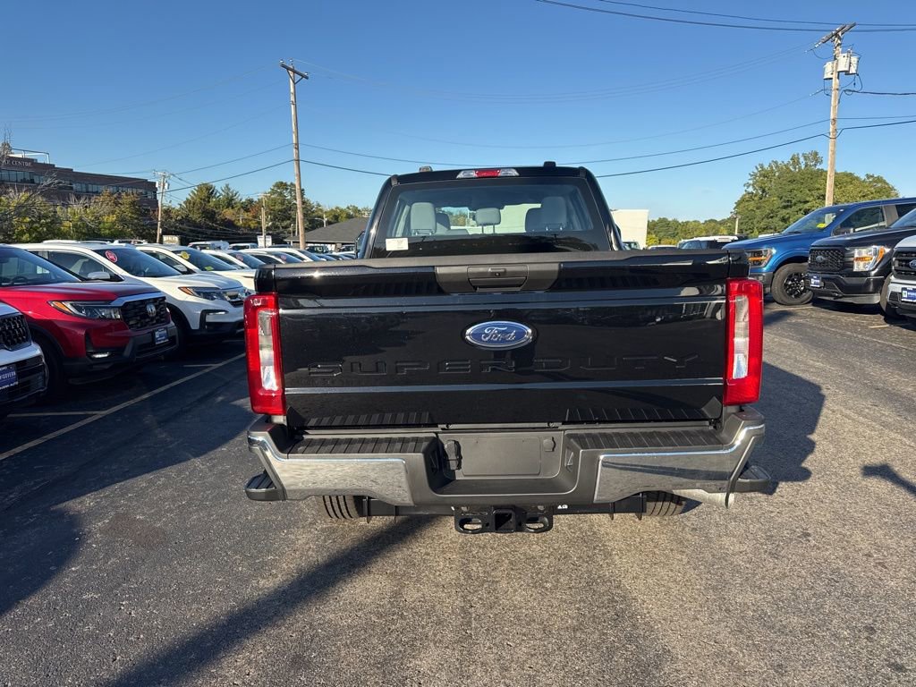 New 2026 Ford F250 XL w/ XL Chrome Package image 7