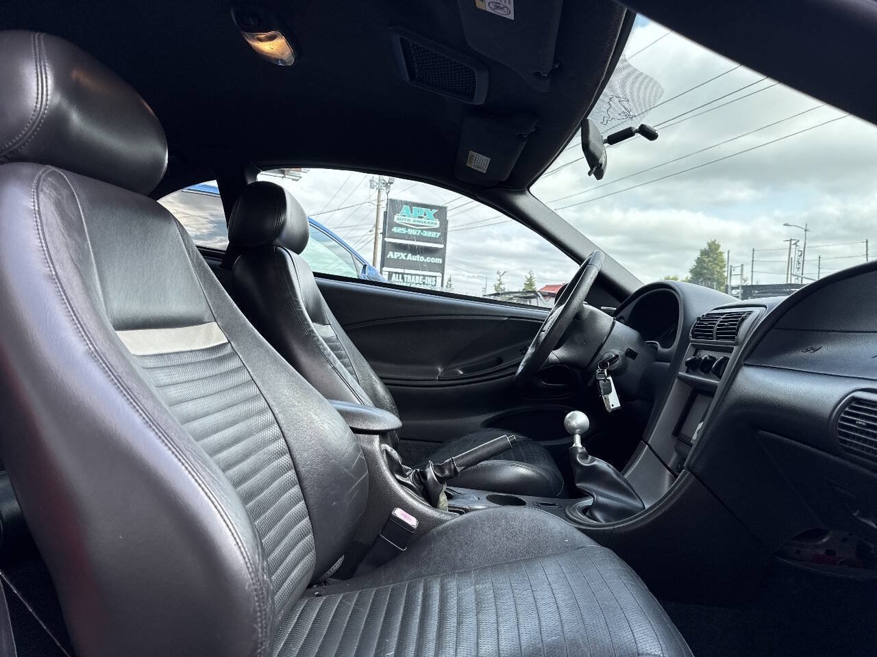 Used 2003 Ford Mustang Mach 1 RWD image 13