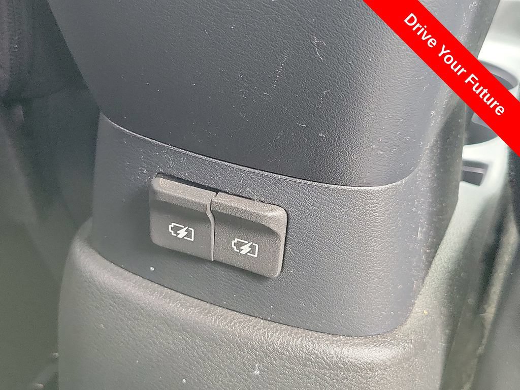 Used 2024 Nissan Kicks S FWD image 21