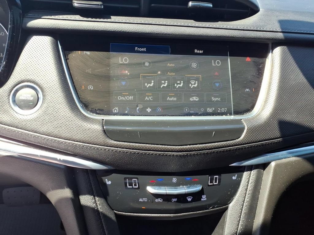 Used 2024 Cadillac XT6 Luxury w/ LPO, Floor Liner Package AWD/4WD image 9