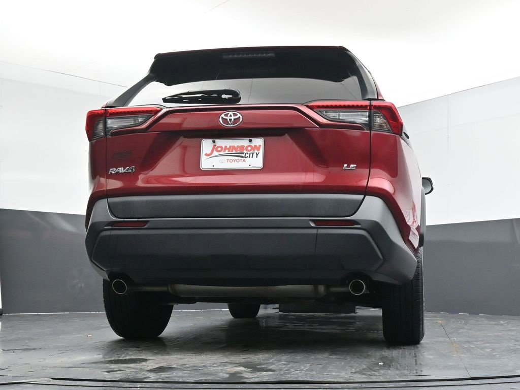 Used 2019 Toyota RAV4 LE w/ Carpet Mat Package image 40