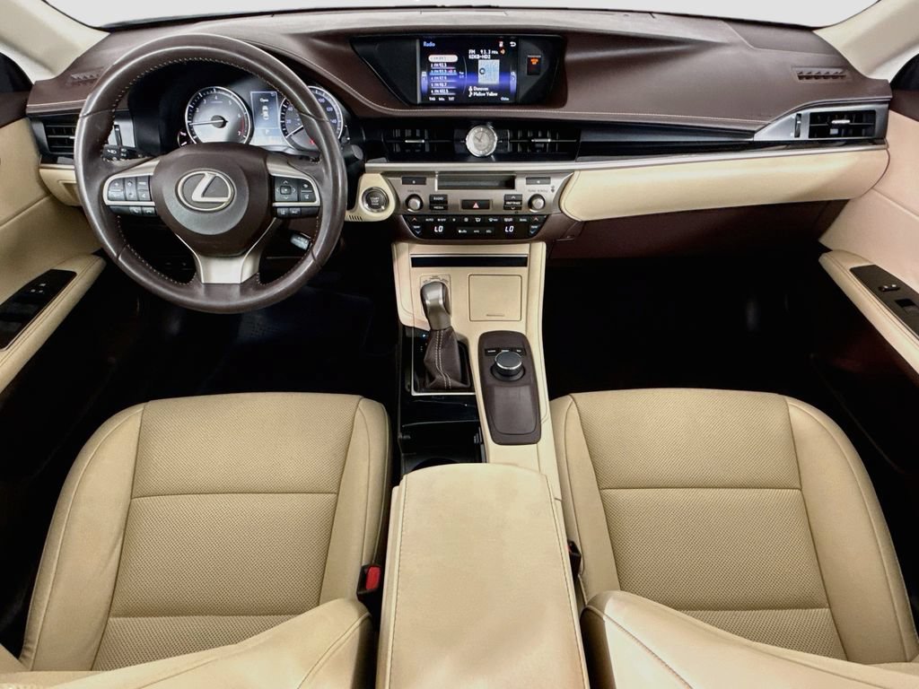 Used 2017 Lexus ES 350 w/ Accessory Package 2 FWD image 13