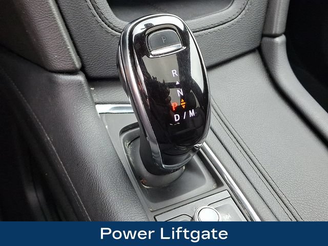 Used 2025 Cadillac XT6 Premium Luxury w/ LPO, Floor Liner Package AWD/4WD image 9
