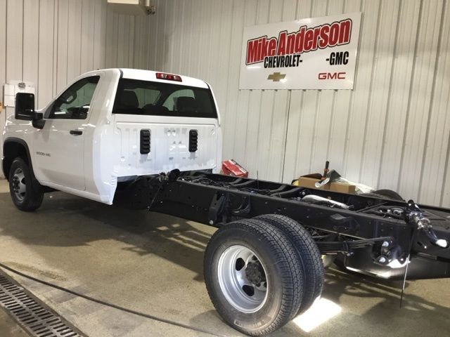 New 2026 Chevrolet Silverado 3500 W/T image 3