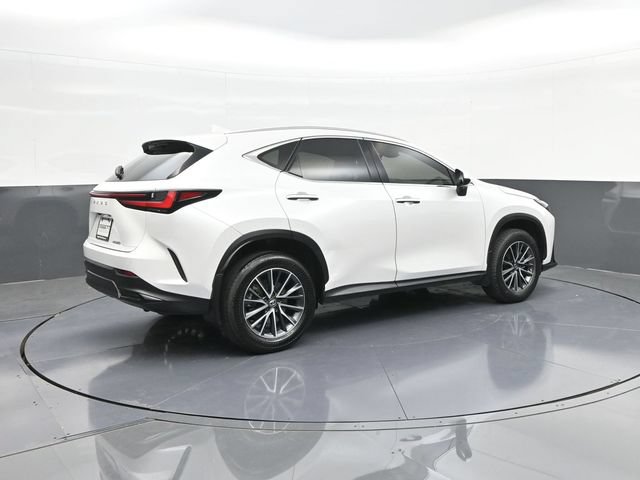 Used 2024 Lexus NX 250 FWD w/ Towing Package (2000 Lbs) image 15