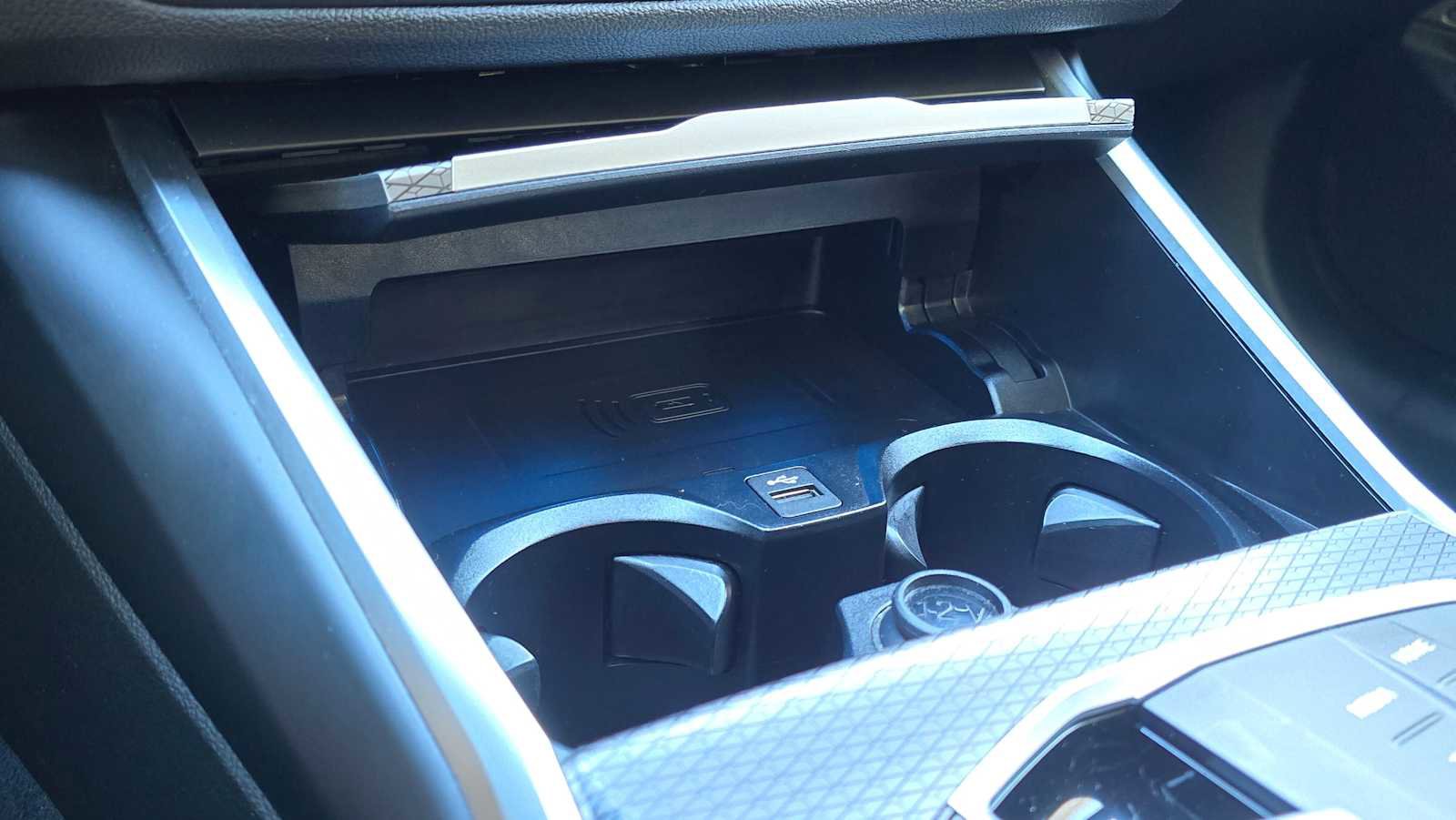 Used 2025 BMW 330i xDrive Sedan w/ M Sport Package image 33