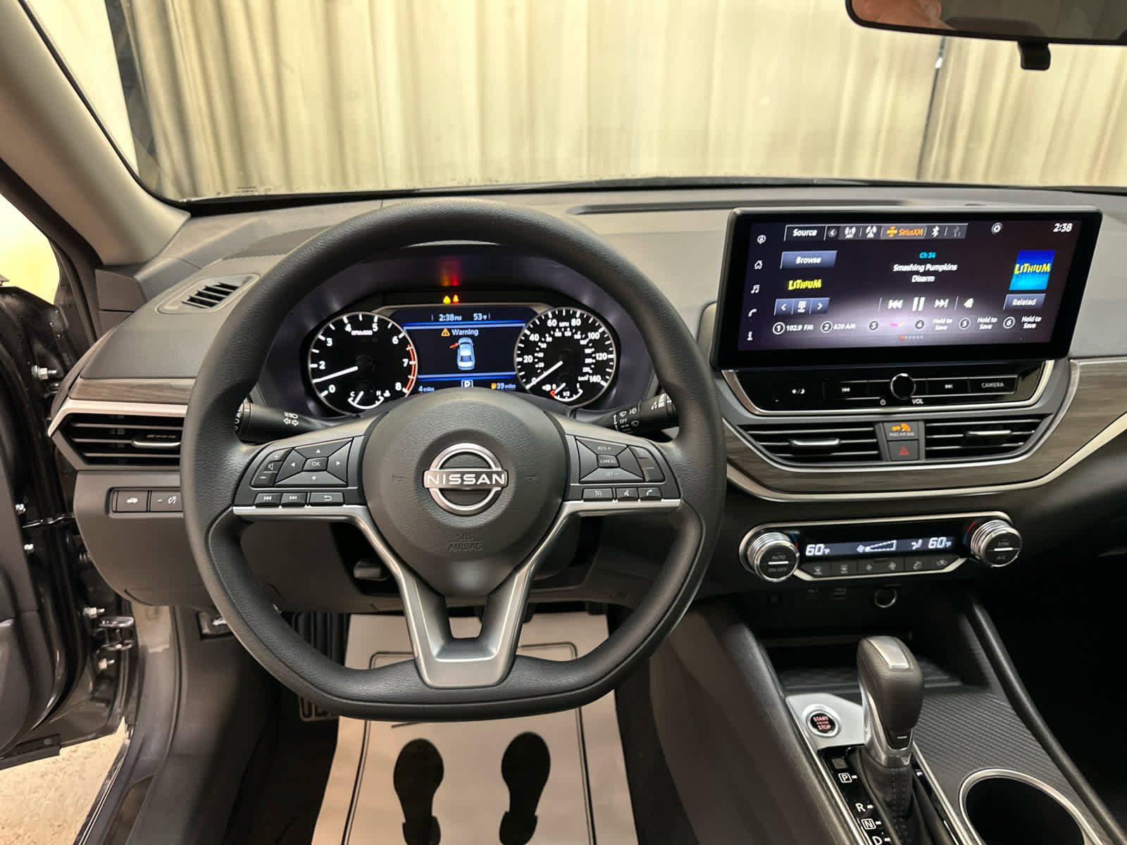 New 2025 Nissan Altima 2.5 SV AWD/4WD image 3