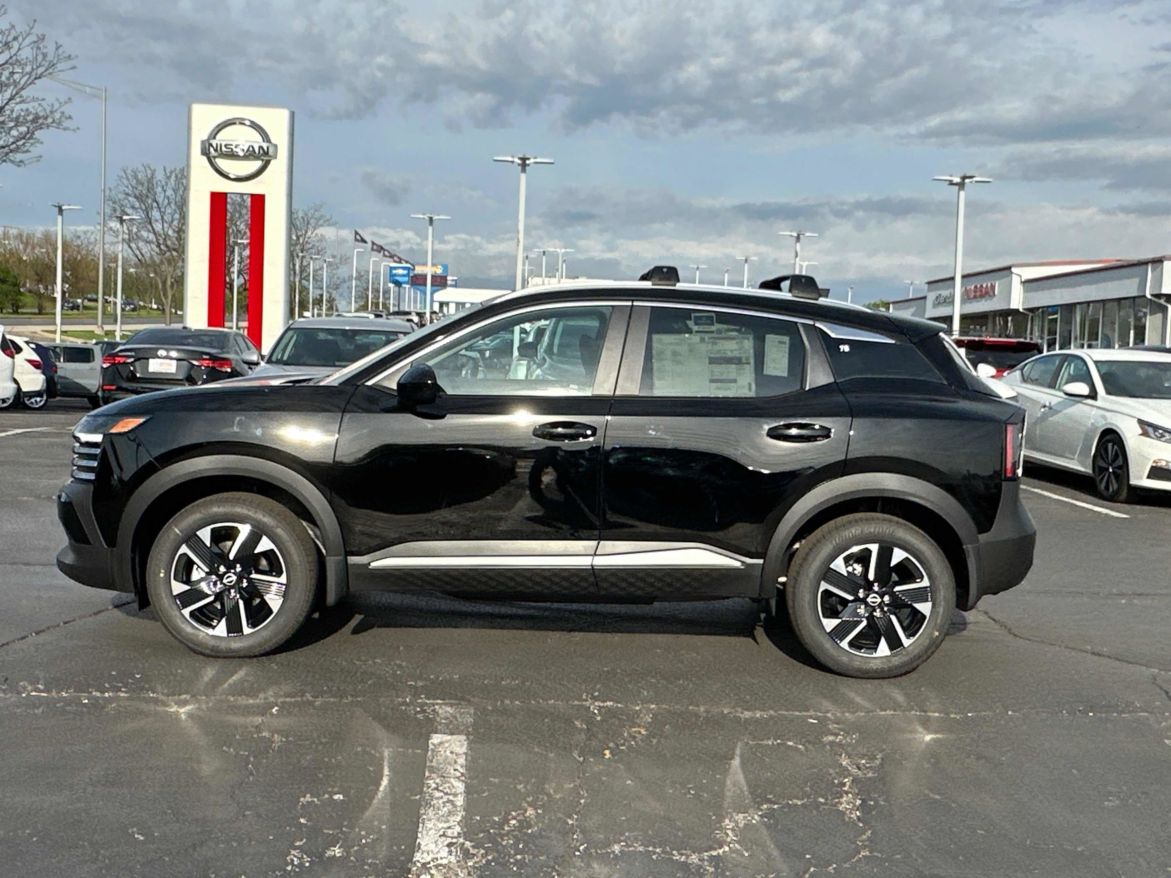 New 2026 Nissan Kicks SV w/ Cold Weather Package AWD/4WD image 6