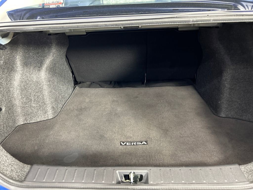 Used 2020 Nissan Versa SV image 20