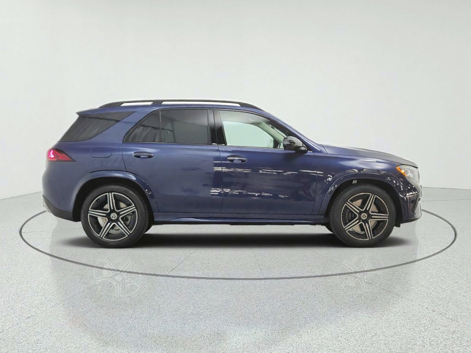 New 2027 Mercedes-Benz GLE 450 4MATIC image 4