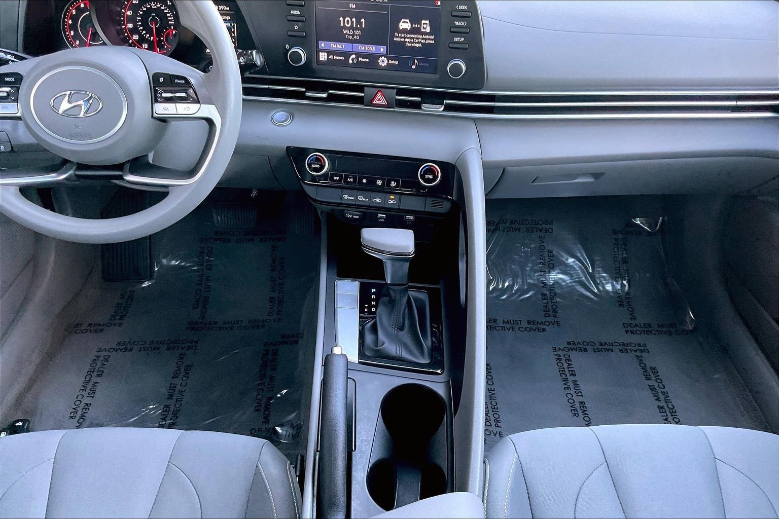 Used 2021 Hyundai Elantra SEL w/ Cargo Package image 7