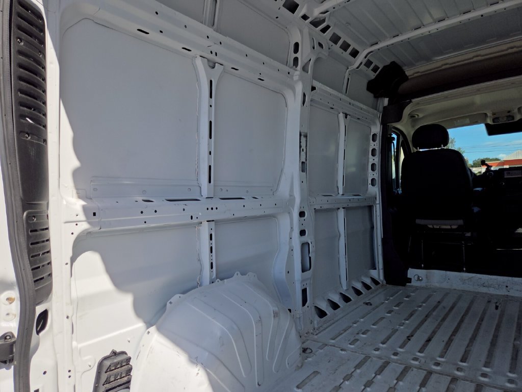 Used 2024 RAM ProMaster 2500 w/ Convenience Group FWD image 22