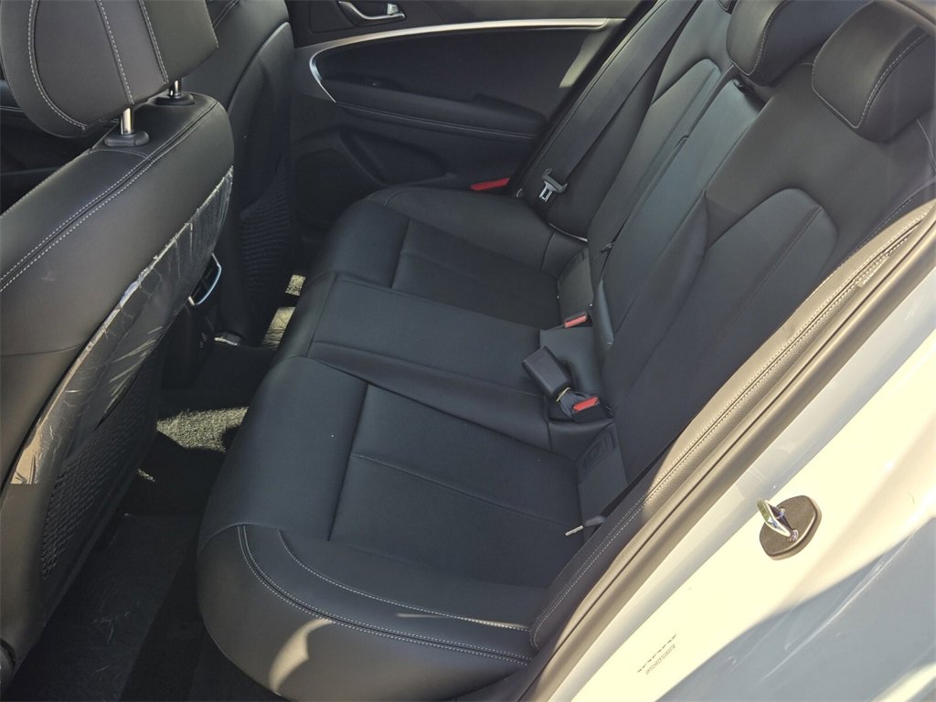 New 2026 Genesis G70 2.5T image 7