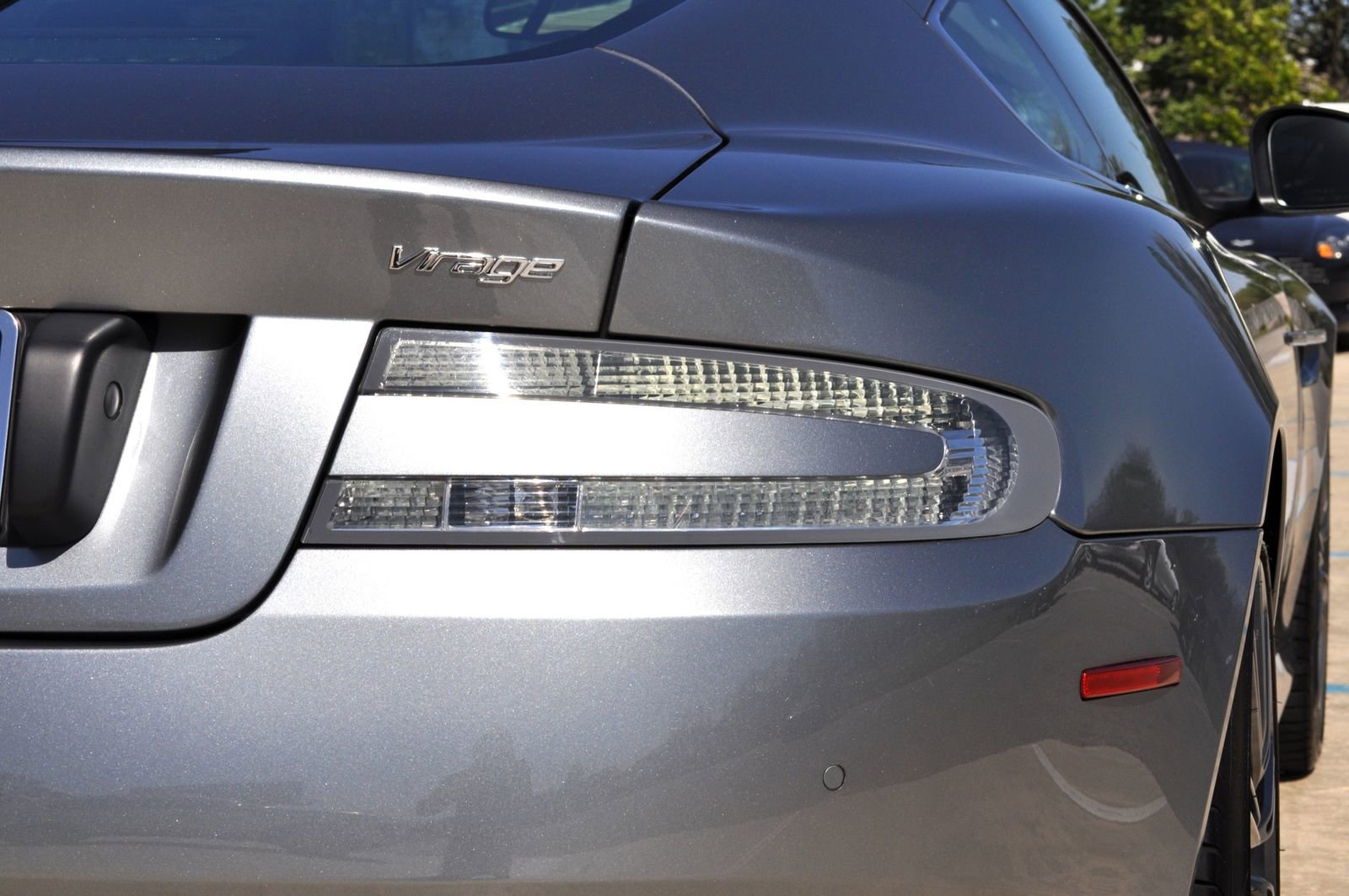 Used 2012 Aston Martin Virage Coupe RWD image 24