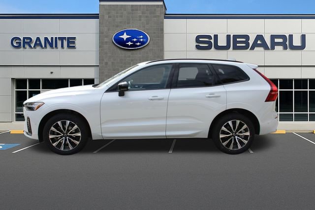 Used 2023 Volvo XC60 B5 Plus w/ Protection Package Premier image 5