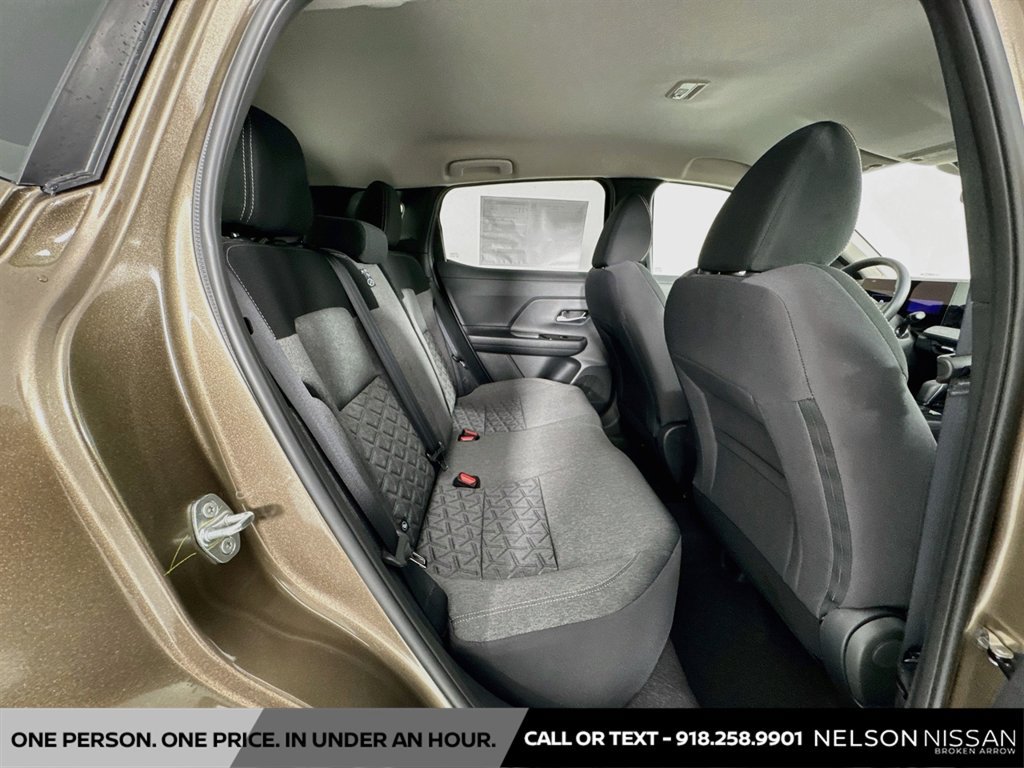New 2027 Nissan Kicks SV w/ Cold Weather Package FWD image 25