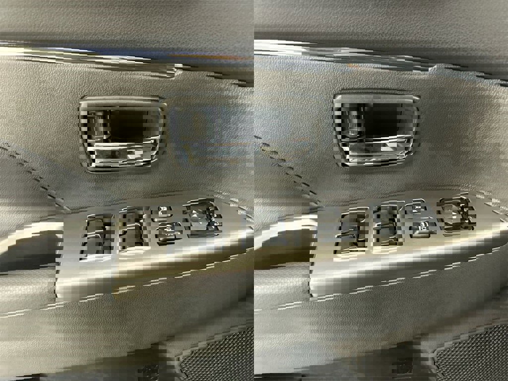 New 2025 Mitsubishi Outlander Sport SE image 13