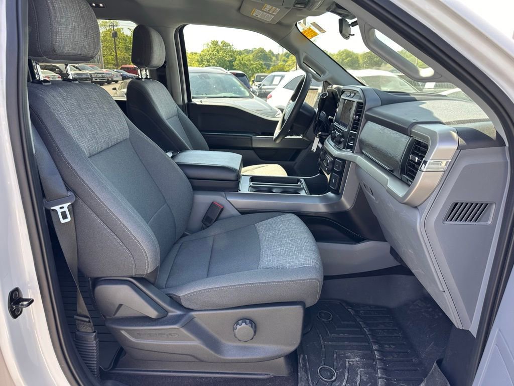 Used 2021 Ford F150 XLT w/ Trailer Tow Package RWD image 15