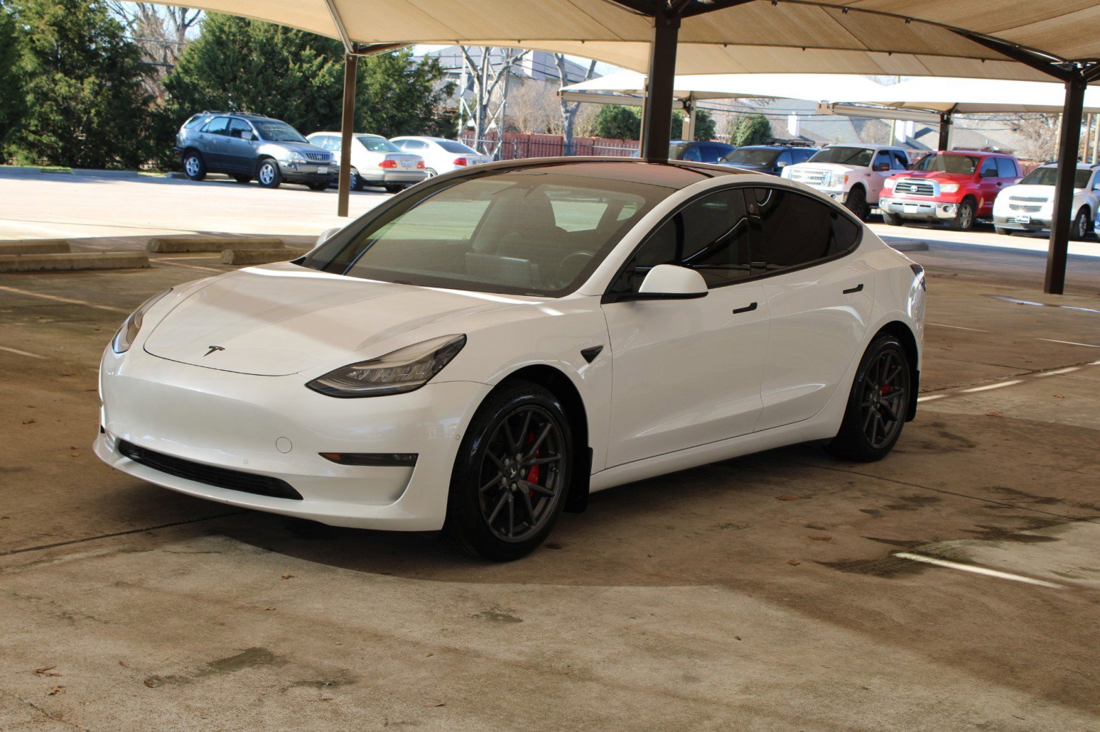 Used 2018 Tesla Model 3 Long Range image 4