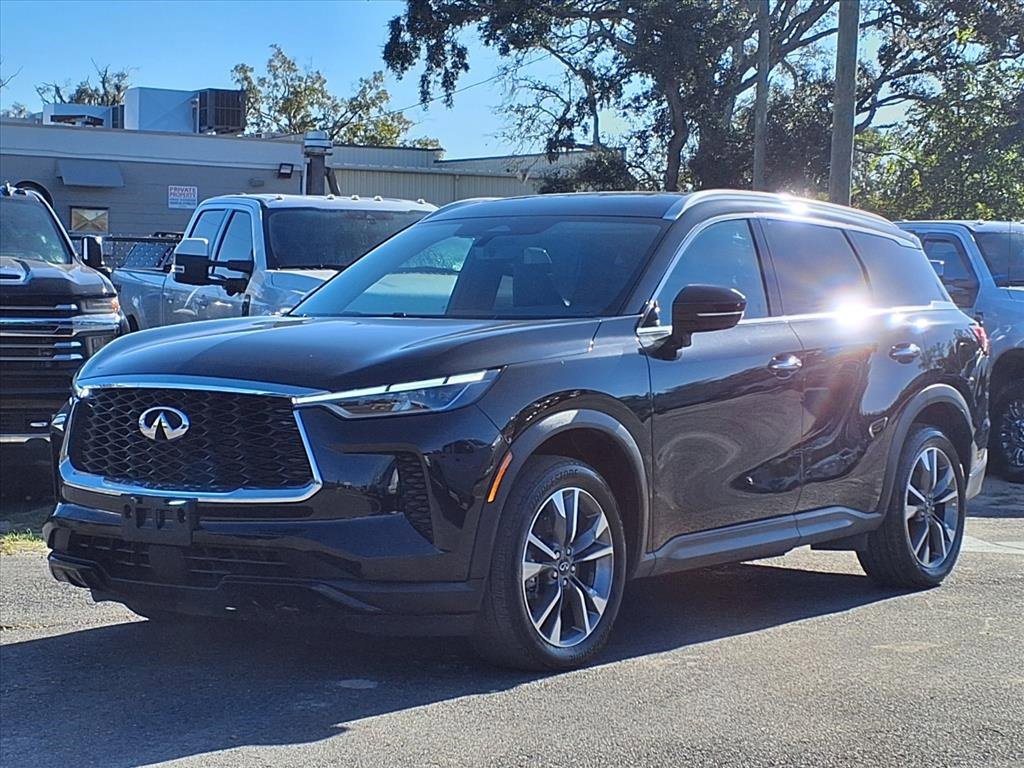 Used 2024 INFINITI QX60 Luxe image 3