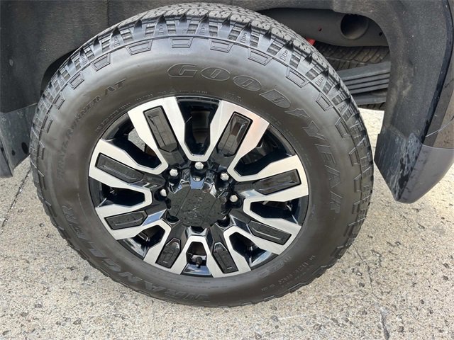 Used 2024 GMC Sierra 2500 Denali Ultimate image 11