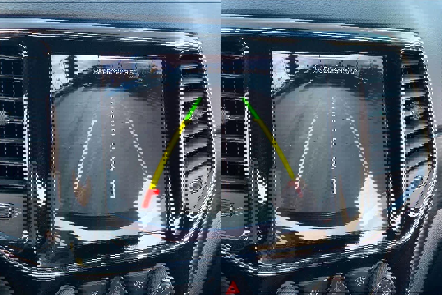 Used 2021 Jeep Grand Cherokee Laredo X image 27