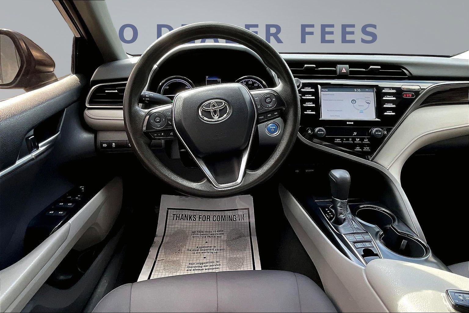 Used 2020 Toyota Camry LE FWD image 8