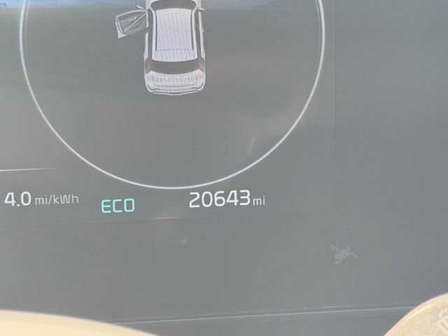 Used 2023 Kia Niro Wave w/ Wave Preserve Package FWD image 11