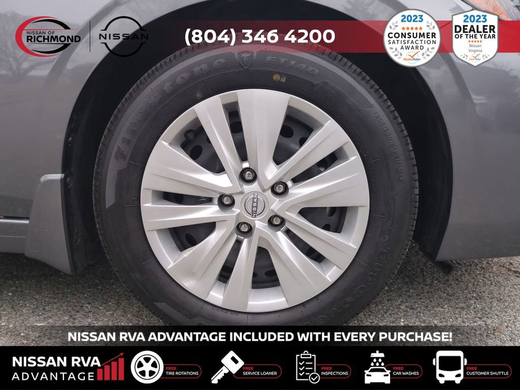 Used 2025 Nissan Sentra S image 12