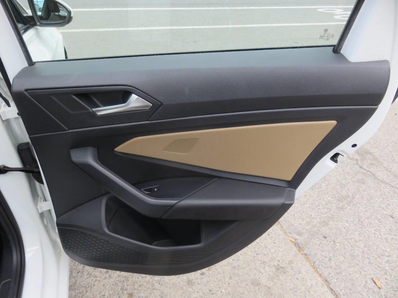 Used 2019 Volkswagen Jetta SE FWD image 29