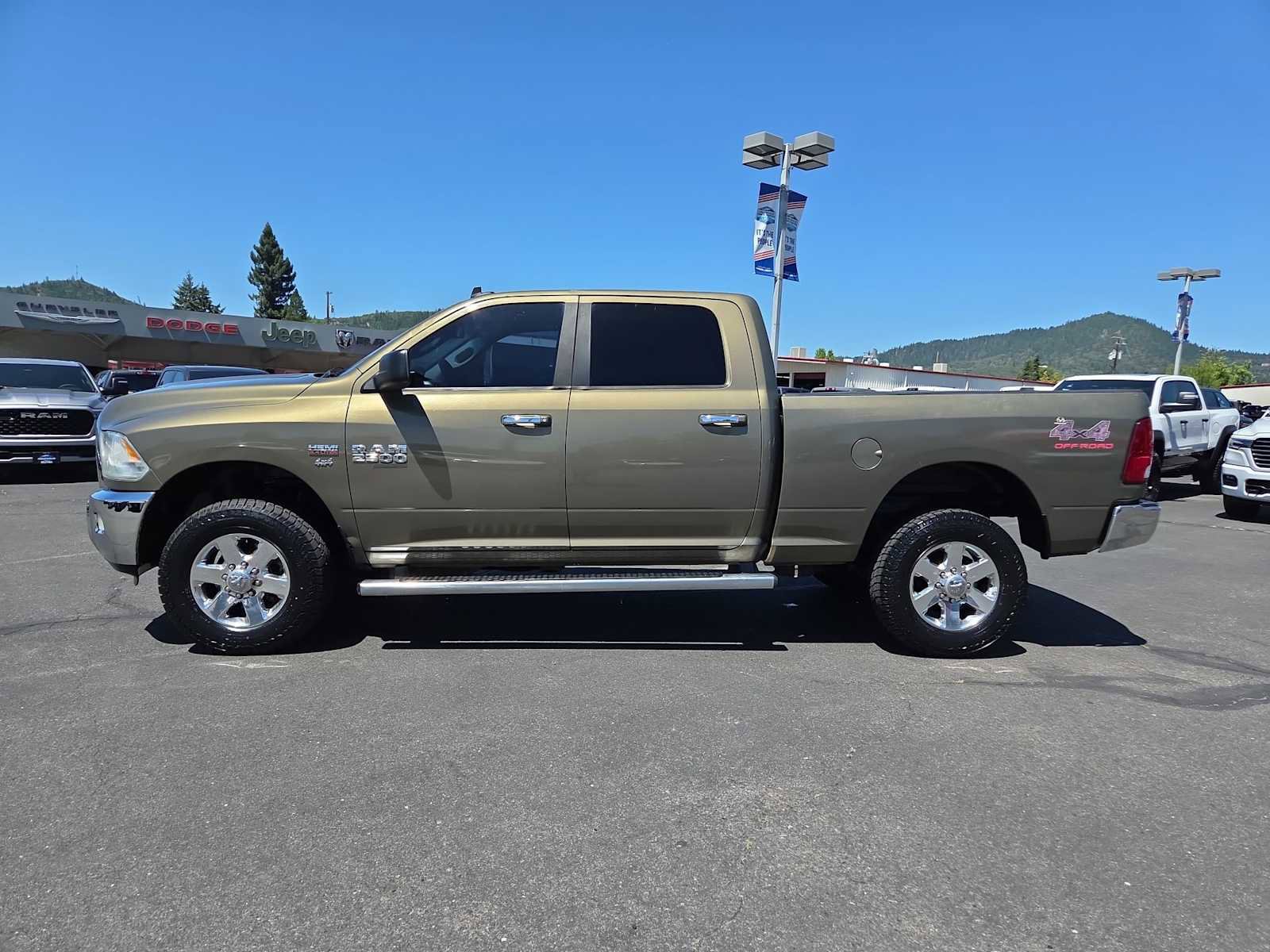 Used 2015 RAM 2500 Big Horn AWD/4WD image 11