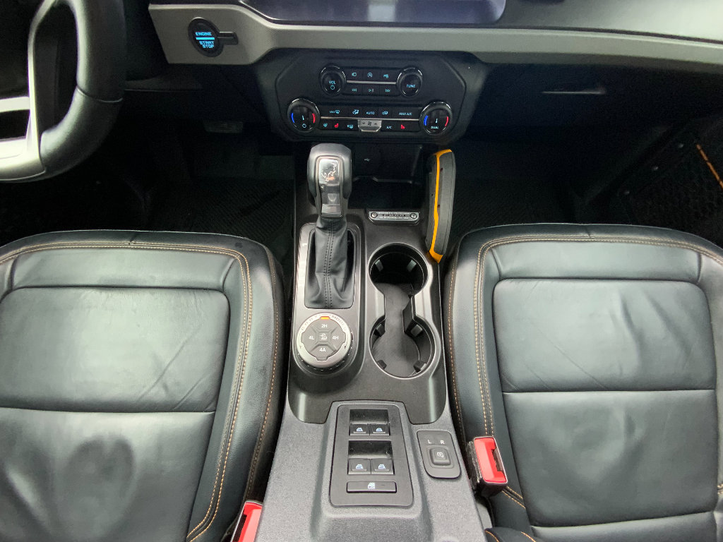 Used 2022 Ford Bronco Badlands image 13