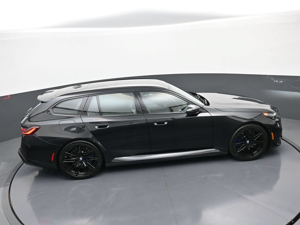 New 2027 BMW M5 Touring AWD/4WD image 37