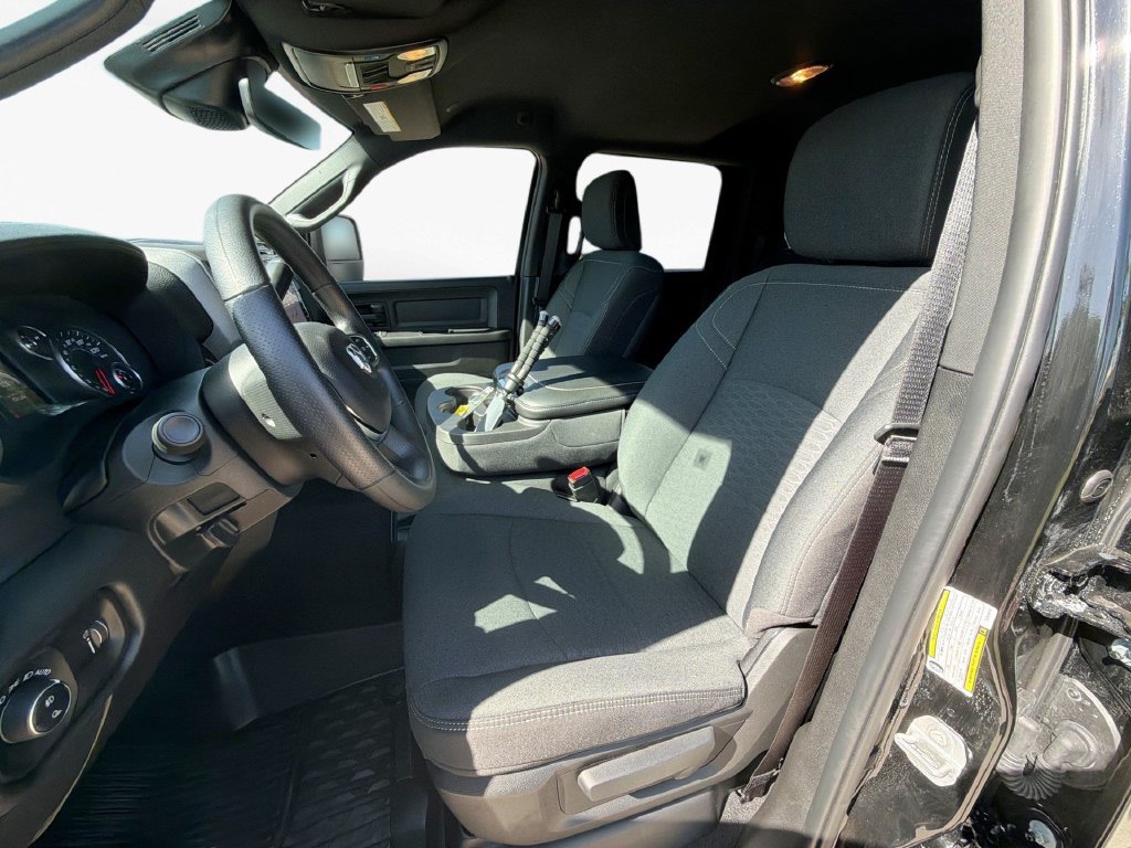 Certified 2026 RAM 3500 Tradesman AWD/4WD image 13