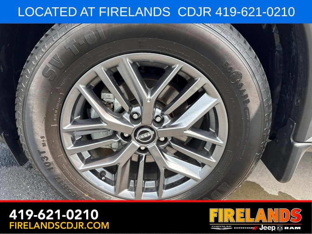 Used 2023 Nissan Rogue S AWD/4WD image 9
