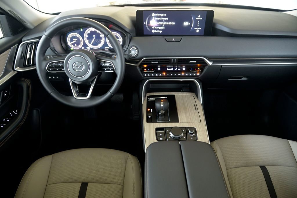 Used 2026 MAZDA CX-90 3.3 Turbo w/ Premium Sport Pkg image 17