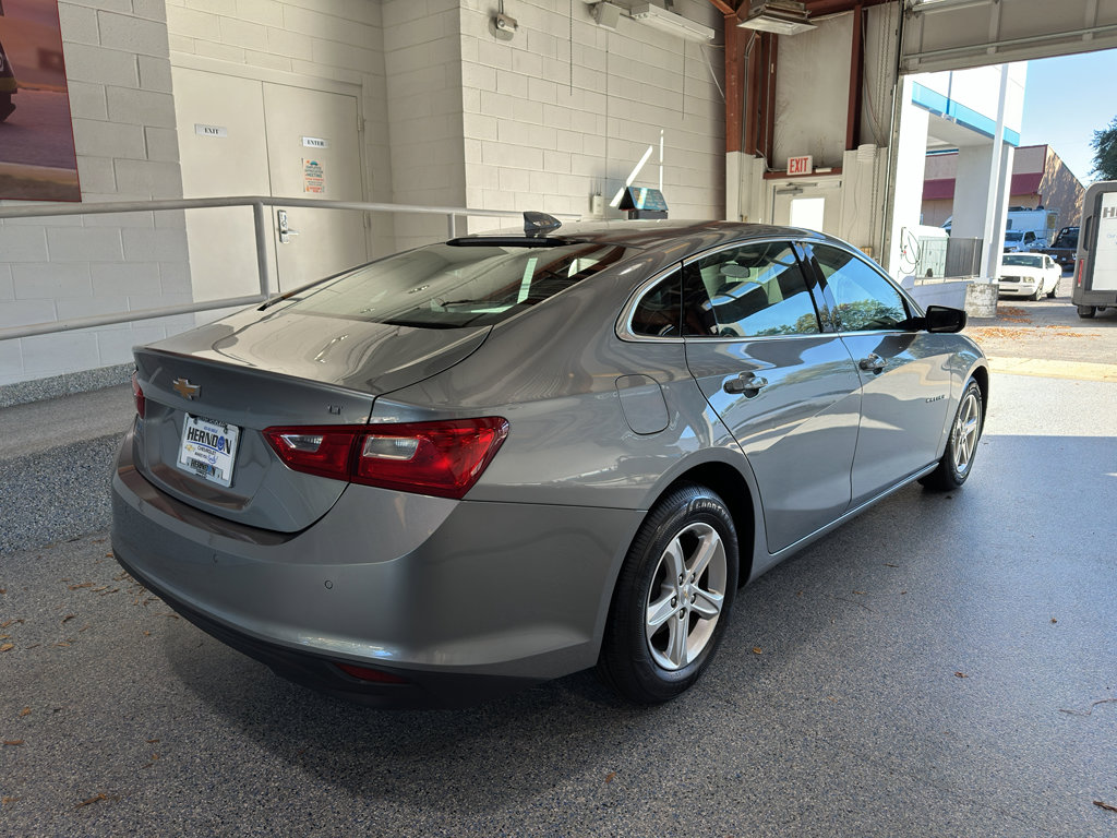 Used 2024 Chevrolet Malibu LT FWD image 4