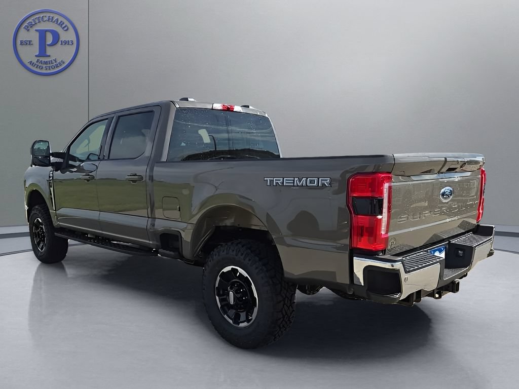 New 2026 Ford F250 XLT w/ XLT Premium Package AWD/4WD image 5