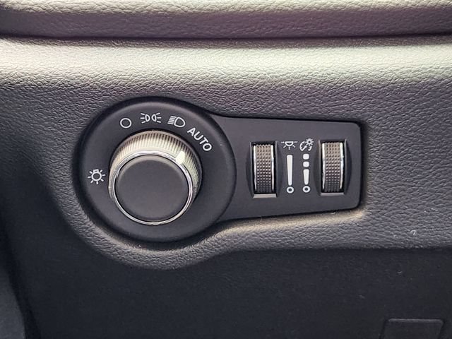 New 2027 Chrysler Pacifica Limited FWD image 18