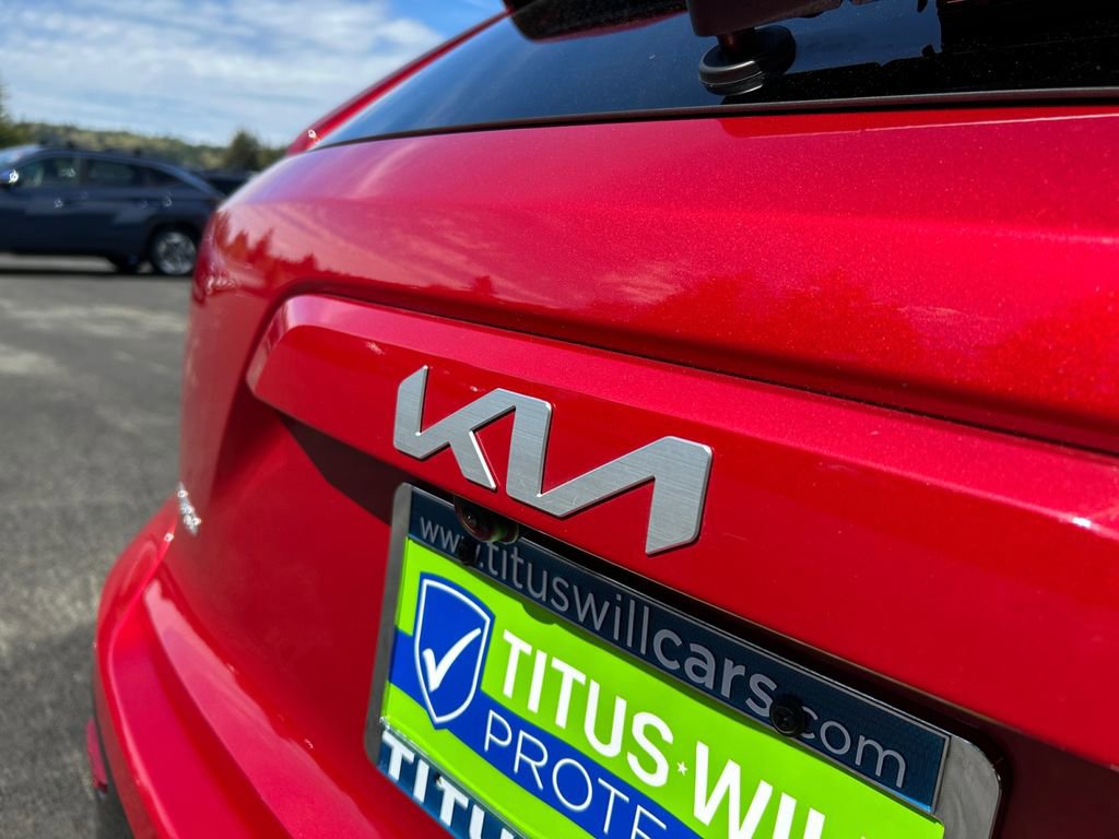 Used 2023 Kia Niro Wind FWD image 32