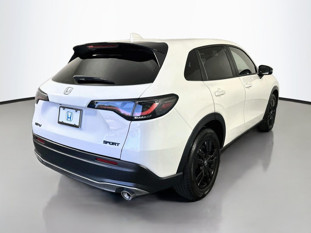 Certified 2026 Honda HR-V Sport image 5