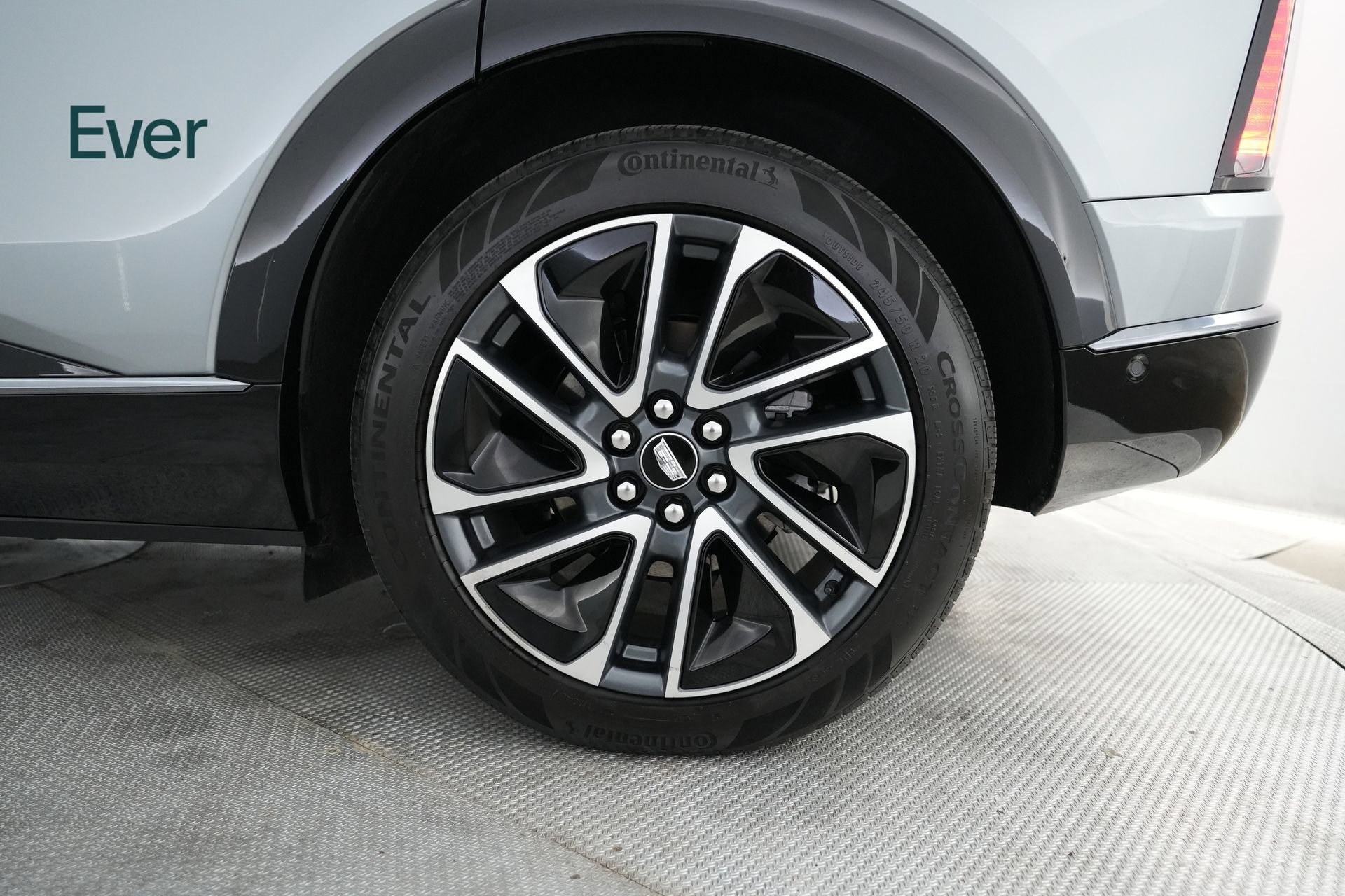 Used 2026 Cadillac Optiq Sport 1 w/ LPO, Floor Liner Package RWD image 9