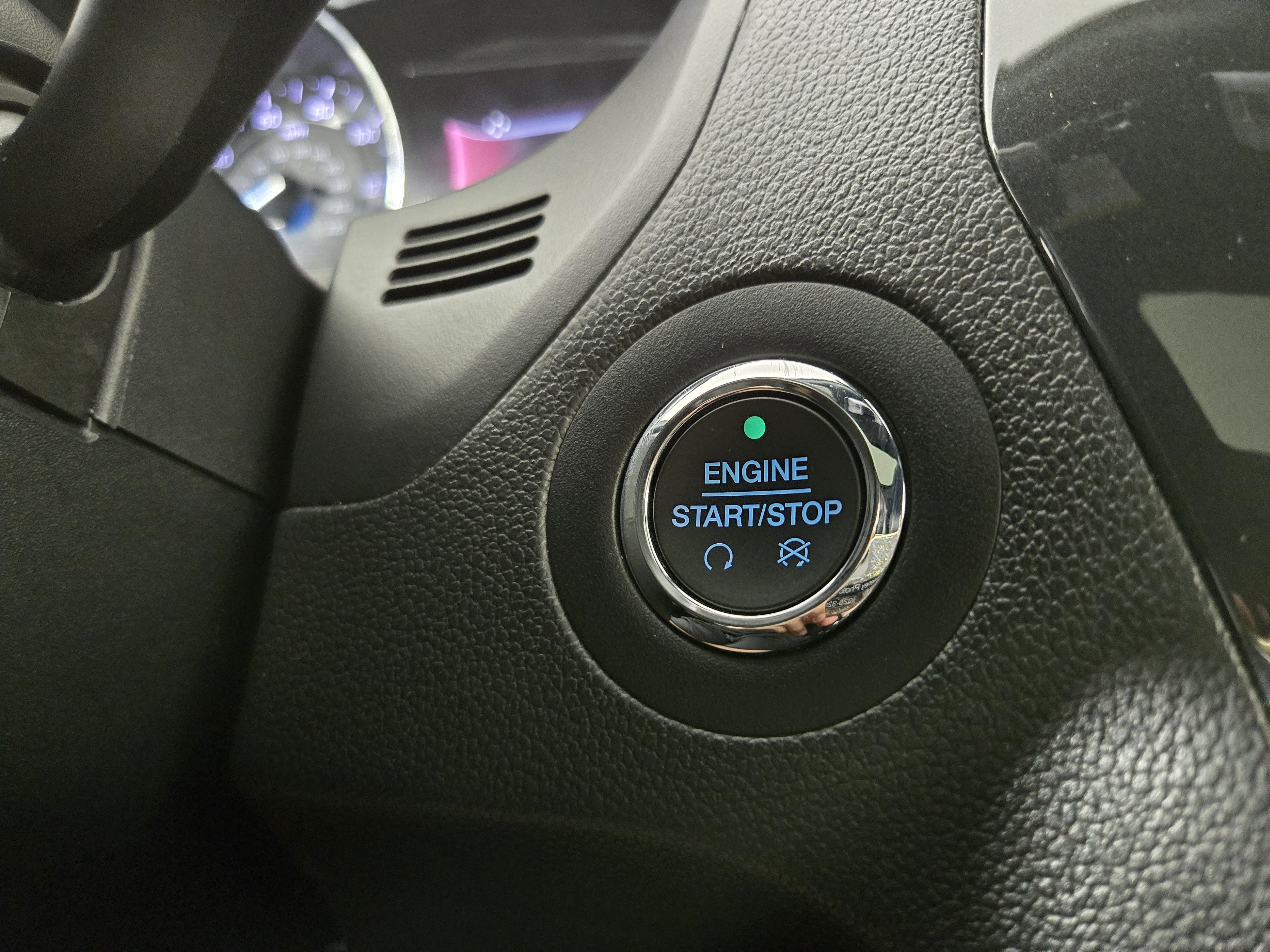 Used 2019 Ford Explorer Sport w/ Equipment Group 401A AWD/4WD image 27