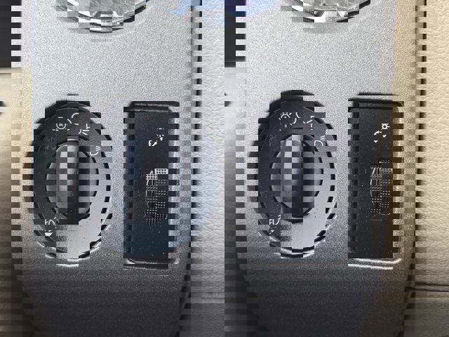 Used 2008 Ford F350 Lariat image 24