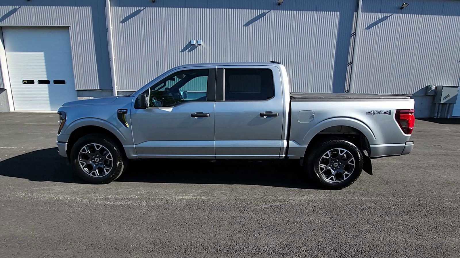 Used 2024 Ford F150 STX AWD/4WD image 5