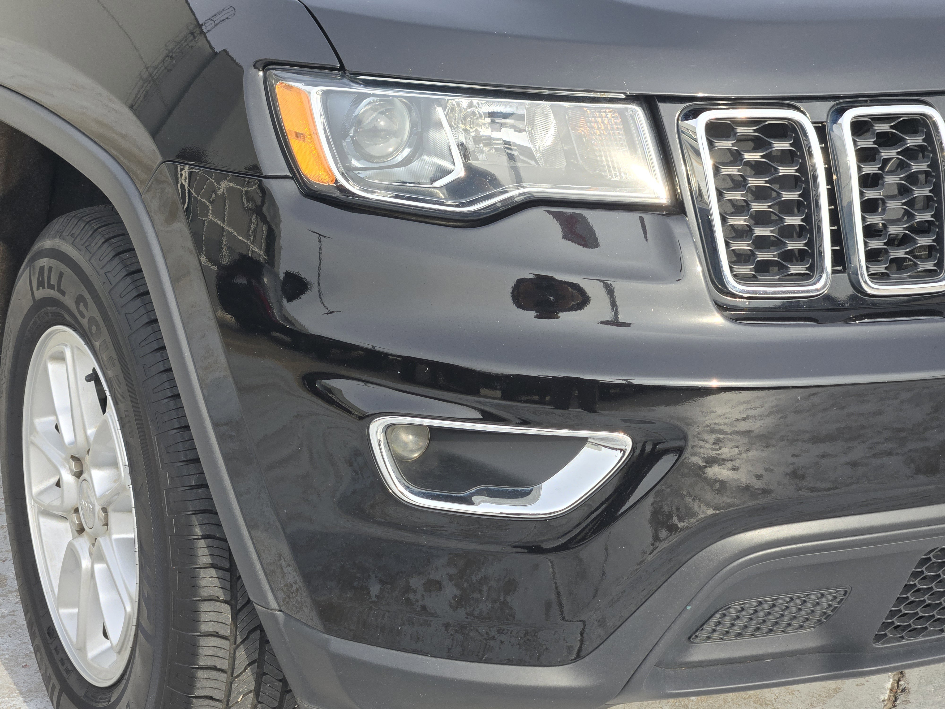 Used 2020 Jeep Grand Cherokee Laredo image 10